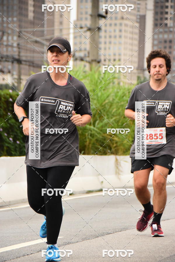 Buy your photos of the eventSantander Track & Field Run Series - Shopping Eldorado on Fotop