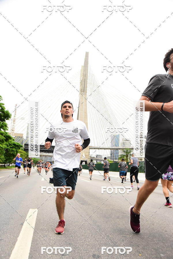 Buy your photos of the eventSantander Track & Field Run Series - Shopping Eldorado on Fotop