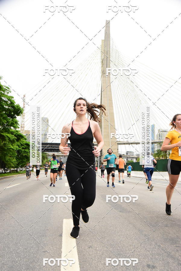 Buy your photos of the eventSantander Track & Field Run Series - Shopping Eldorado on Fotop