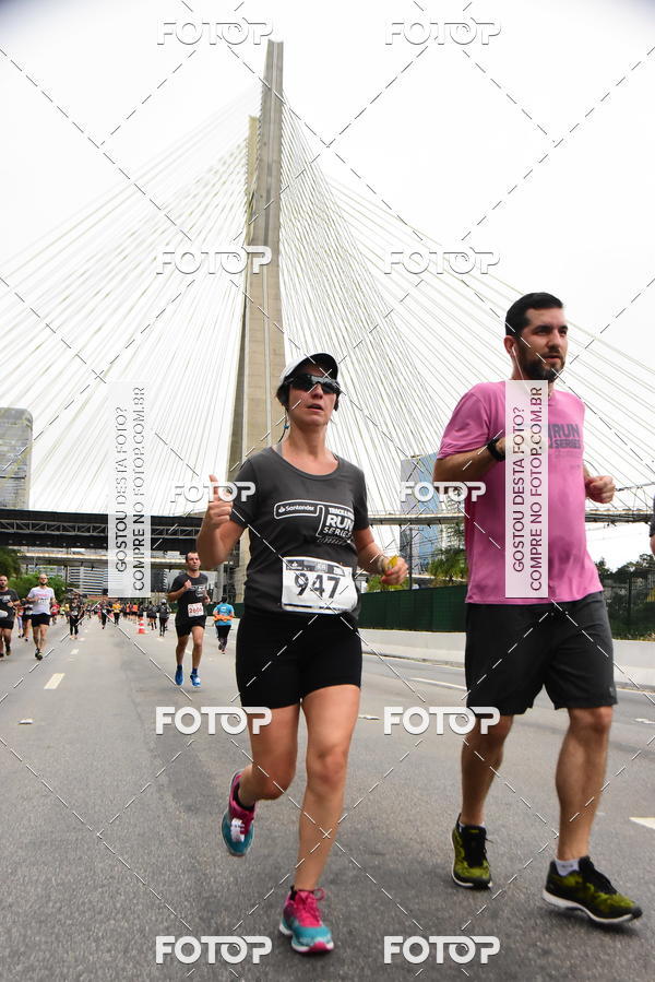 Buy your photos of the eventSantander Track & Field Run Series - Shopping Eldorado on Fotop