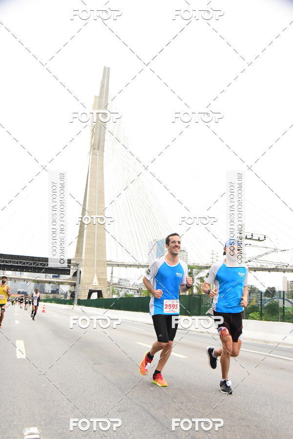 Buy your photos of the eventSantander Track & Field Run Series - Shopping Eldorado on Fotop