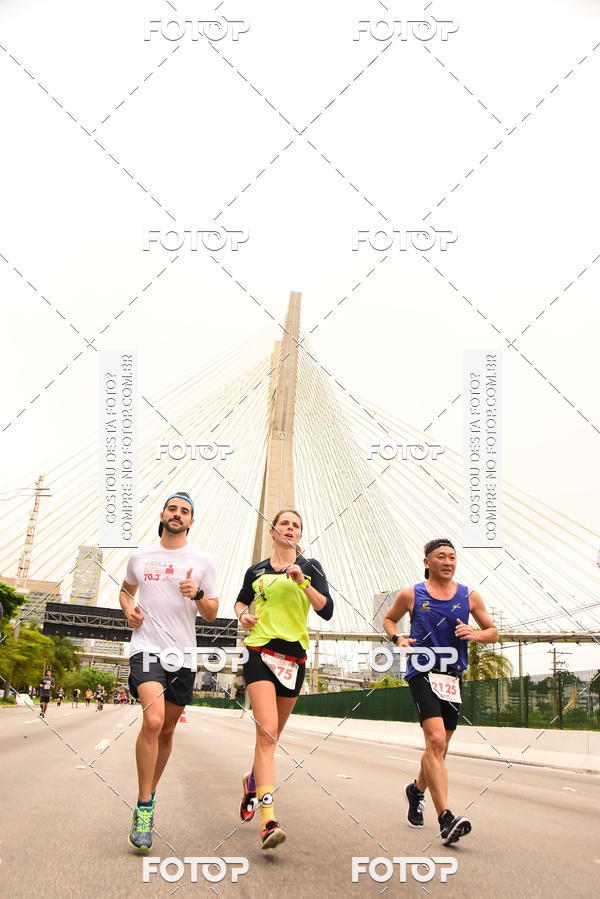 Buy your photos of the eventSantander Track & Field Run Series - Shopping Eldorado on Fotop