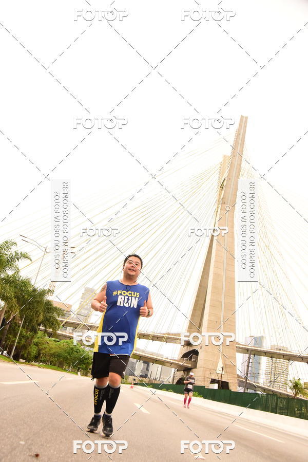 Buy your photos of the eventSantander Track & Field Run Series - Shopping Eldorado on Fotop