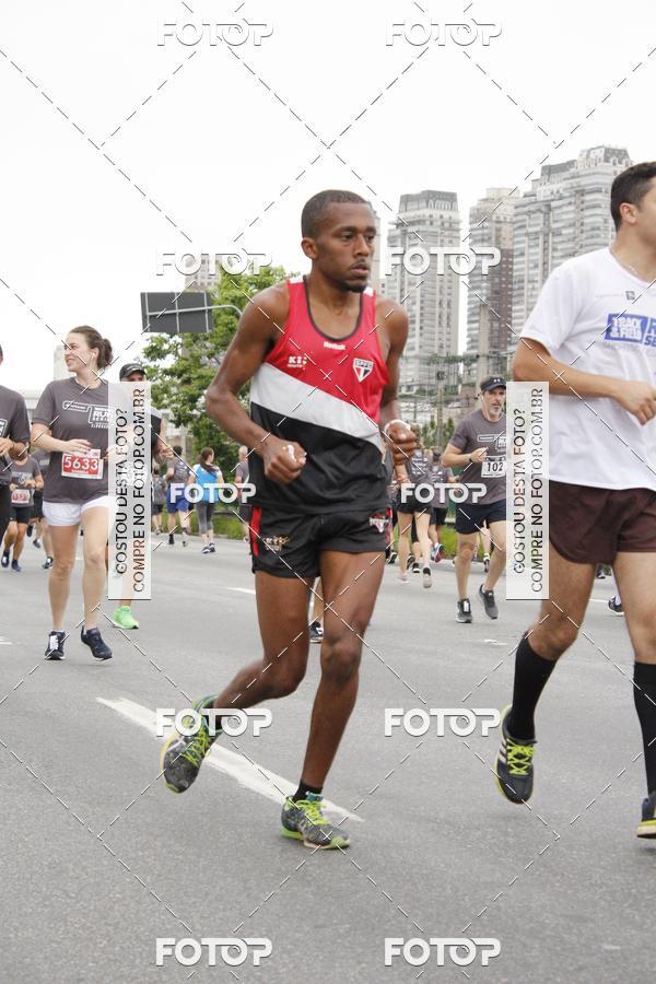Buy your photos of the eventSantander Track & Field Run Series - Shopping Eldorado on Fotop