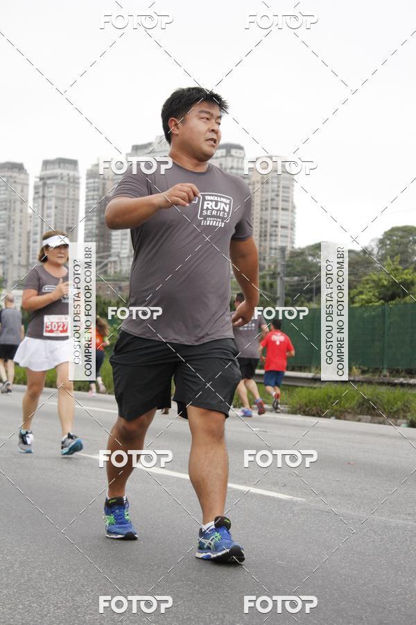 Buy your photos of the eventSantander Track & Field Run Series - Shopping Eldorado on Fotop