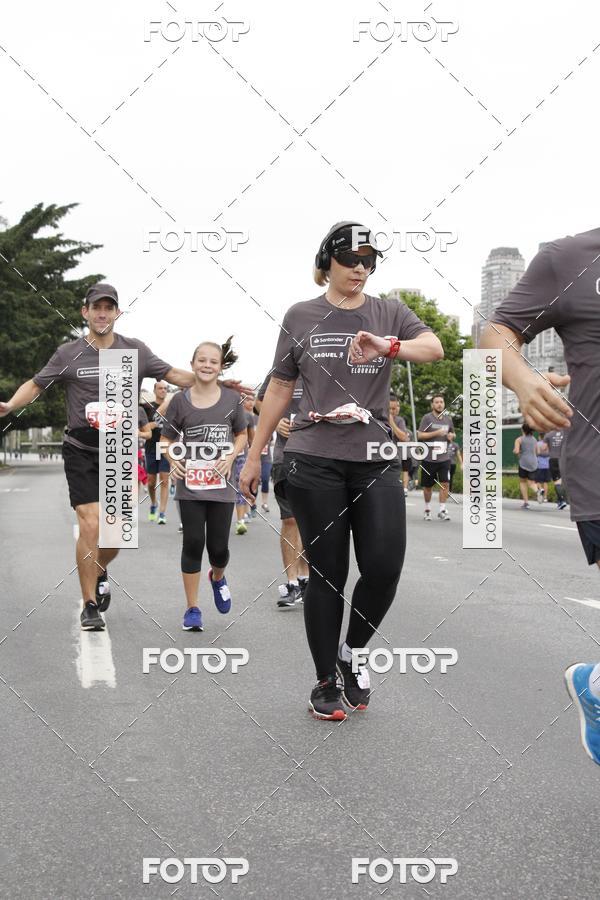 Buy your photos of the eventSantander Track & Field Run Series - Shopping Eldorado on Fotop