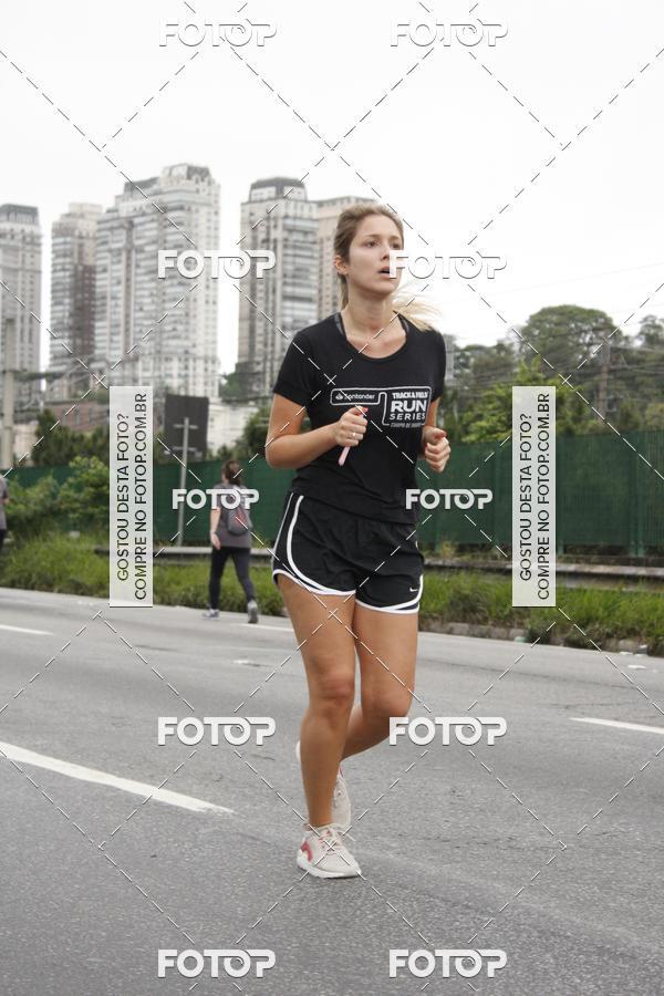 Buy your photos of the eventSantander Track & Field Run Series - Shopping Eldorado on Fotop