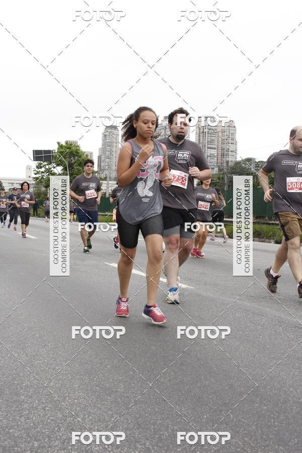 Buy your photos of the eventSantander Track & Field Run Series - Shopping Eldorado on Fotop