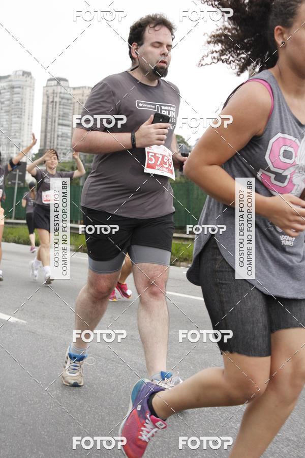 Buy your photos of the eventSantander Track & Field Run Series - Shopping Eldorado on Fotop