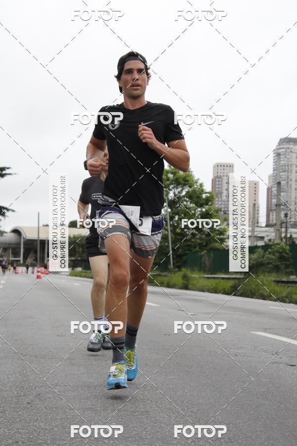 Buy your photos of the eventSantander Track & Field Run Series - Shopping Eldorado on Fotop