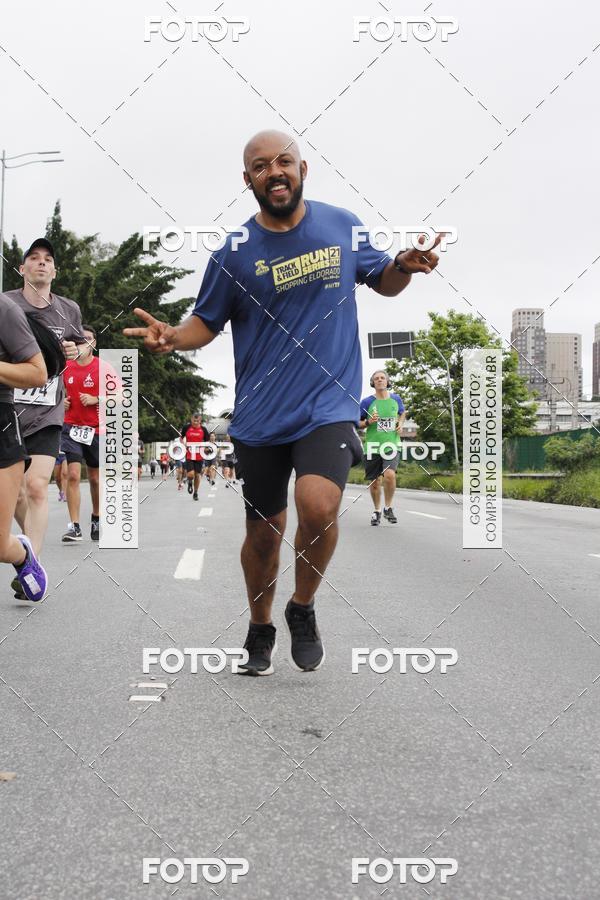 Buy your photos of the eventSantander Track & Field Run Series - Shopping Eldorado on Fotop