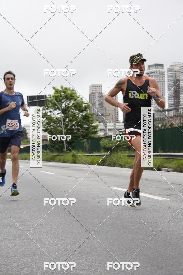 Buy your photos of the eventSantander Track & Field Run Series - Shopping Eldorado on Fotop