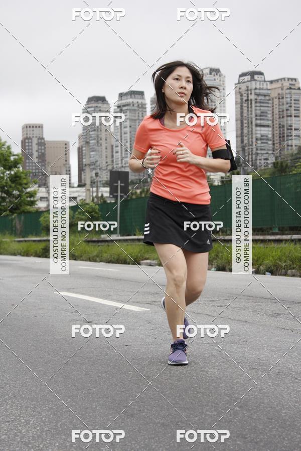 Buy your photos of the eventSantander Track & Field Run Series - Shopping Eldorado on Fotop