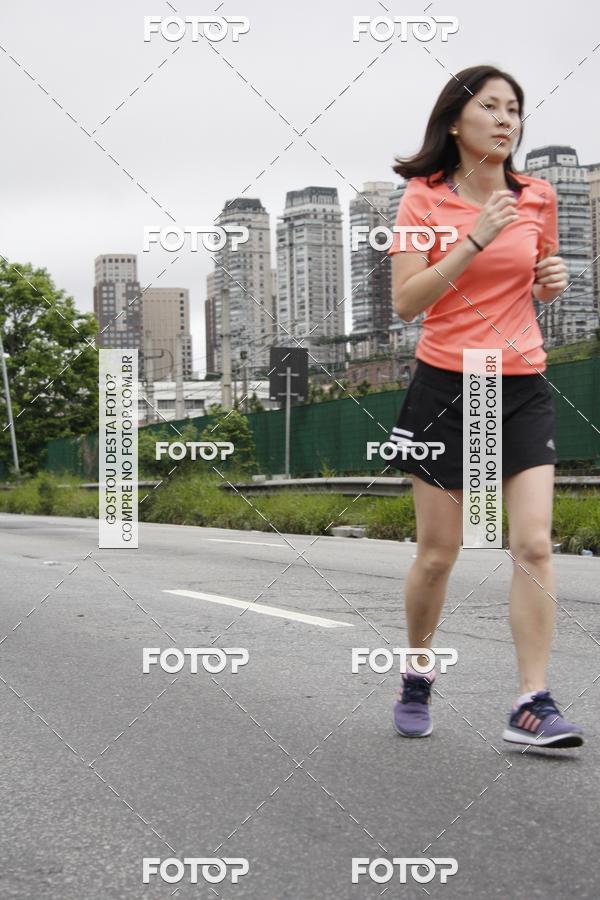 Buy your photos of the eventSantander Track & Field Run Series - Shopping Eldorado on Fotop