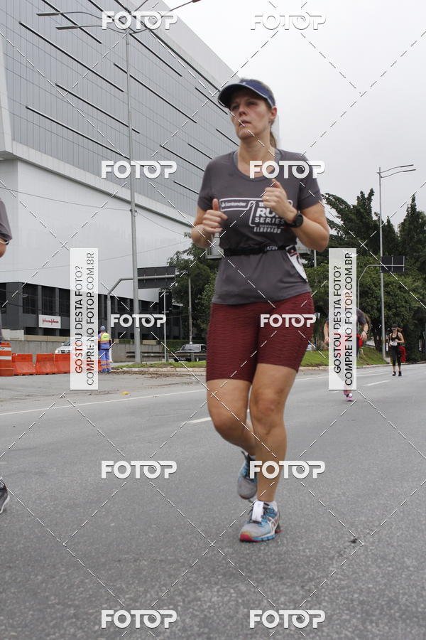 Buy your photos of the eventSantander Track & Field Run Series - Shopping Eldorado on Fotop