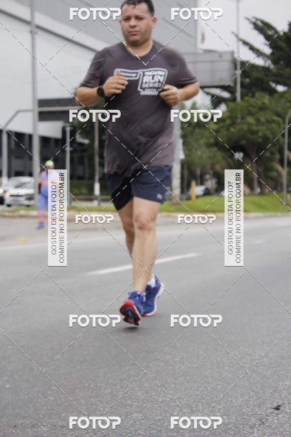 Buy your photos of the eventSantander Track & Field Run Series - Shopping Eldorado on Fotop