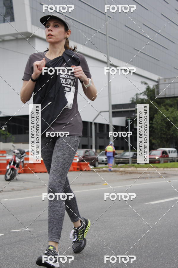 Buy your photos of the eventSantander Track & Field Run Series - Shopping Eldorado on Fotop
