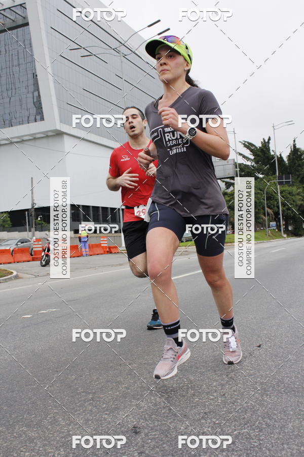 Buy your photos of the eventSantander Track & Field Run Series - Shopping Eldorado on Fotop
