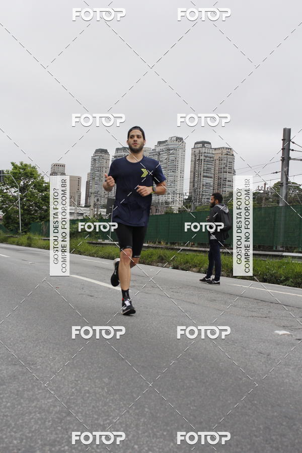 Buy your photos of the eventSantander Track & Field Run Series - Shopping Eldorado on Fotop