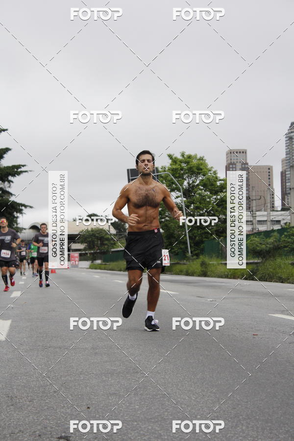 Buy your photos of the eventSantander Track & Field Run Series - Shopping Eldorado on Fotop