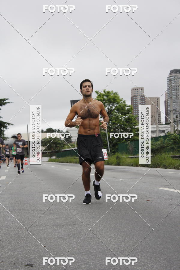 Buy your photos of the eventSantander Track & Field Run Series - Shopping Eldorado on Fotop