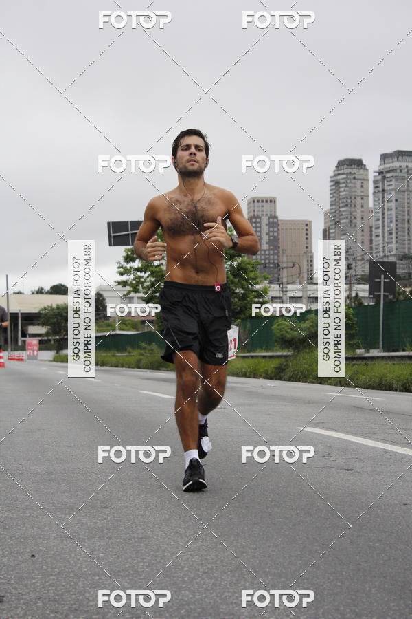 Buy your photos of the eventSantander Track & Field Run Series - Shopping Eldorado on Fotop