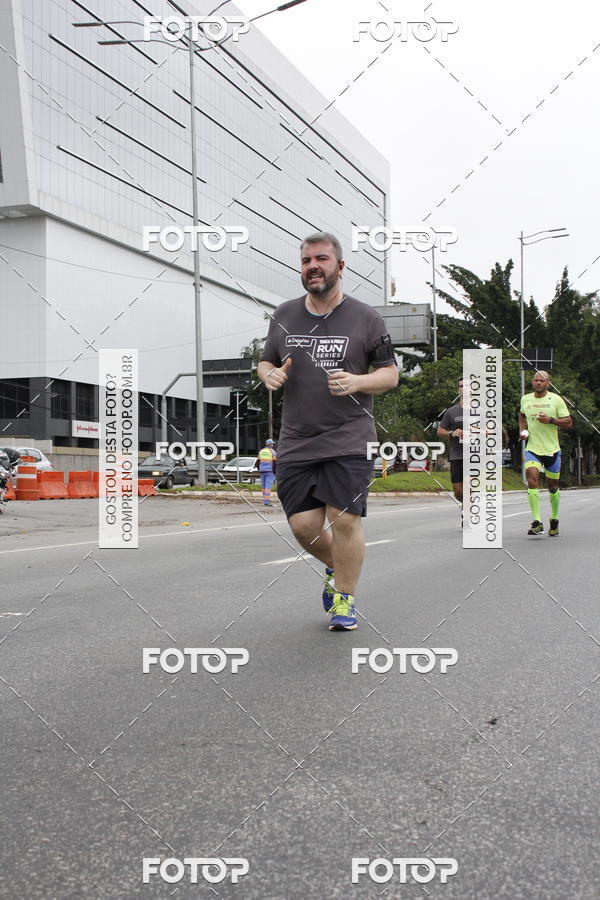 Buy your photos of the eventSantander Track & Field Run Series - Shopping Eldorado on Fotop