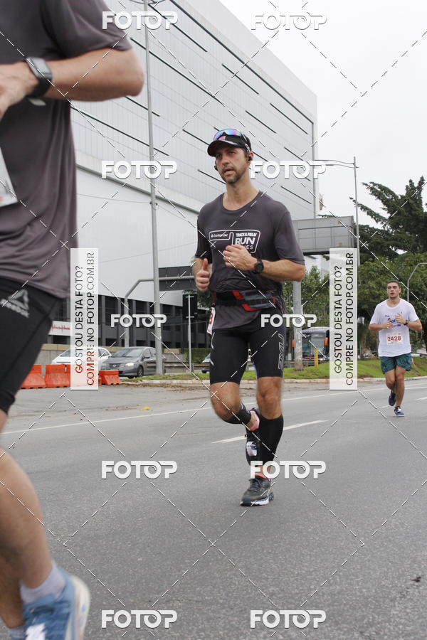 Buy your photos of the eventSantander Track & Field Run Series - Shopping Eldorado on Fotop