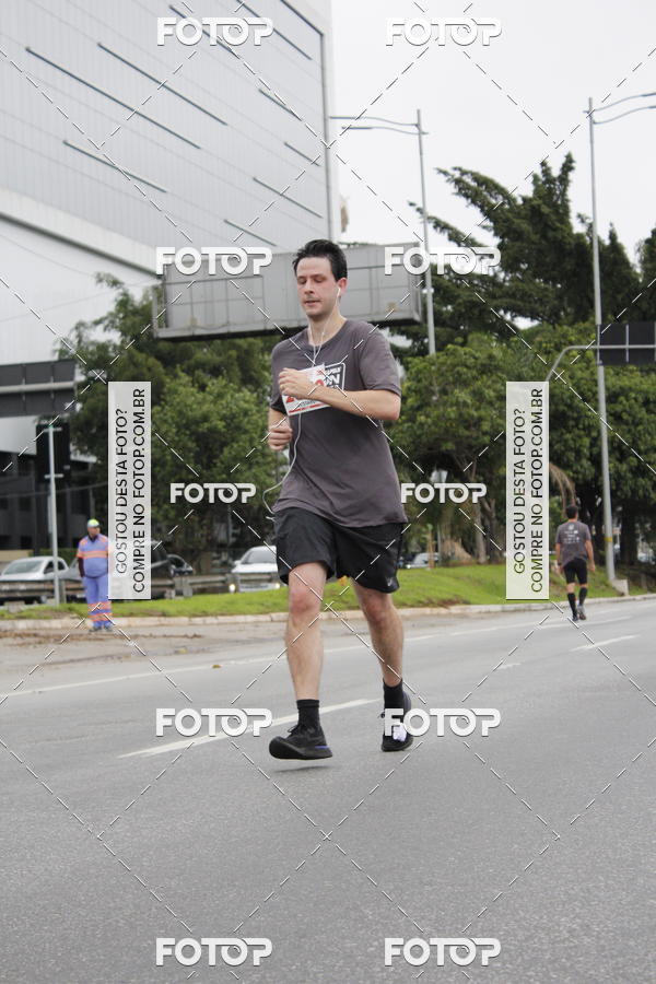 Buy your photos of the eventSantander Track & Field Run Series - Shopping Eldorado on Fotop