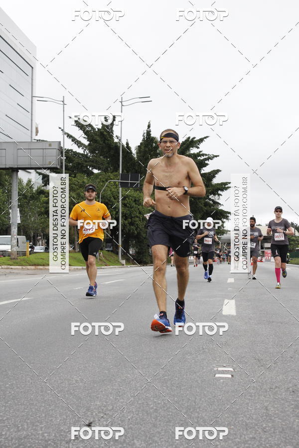 Buy your photos of the eventSantander Track & Field Run Series - Shopping Eldorado on Fotop