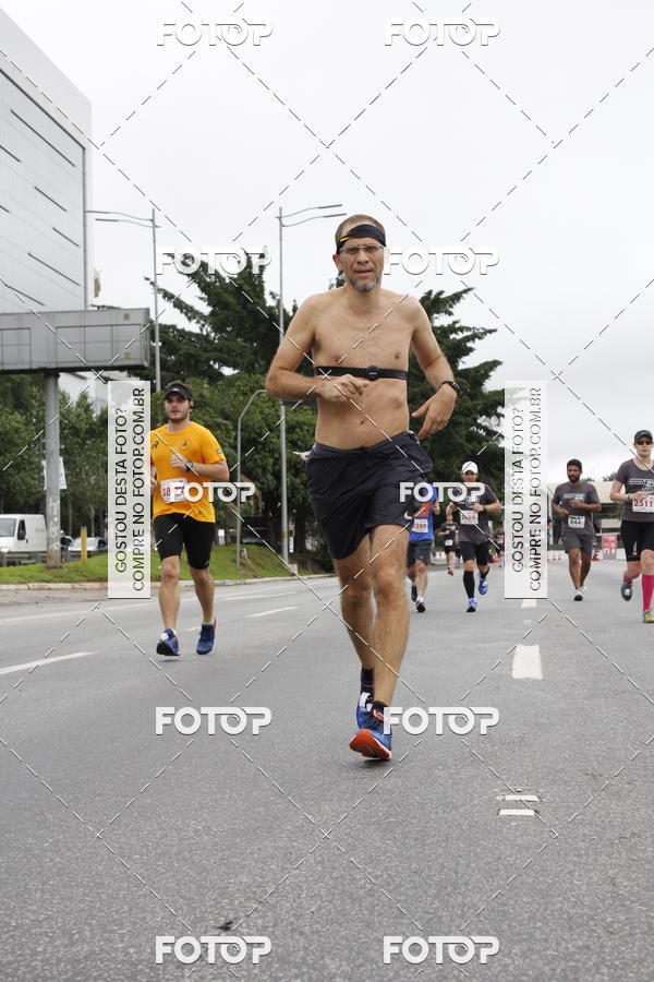 Buy your photos of the eventSantander Track & Field Run Series - Shopping Eldorado on Fotop