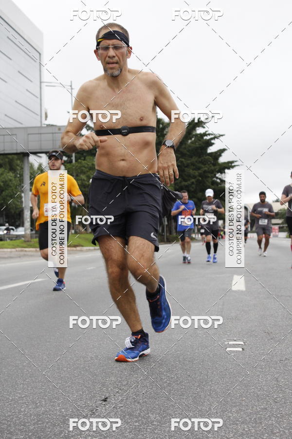 Buy your photos of the eventSantander Track & Field Run Series - Shopping Eldorado on Fotop