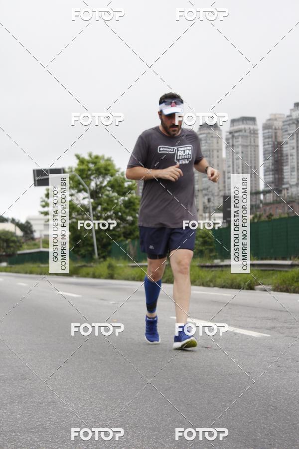 Buy your photos of the eventSantander Track & Field Run Series - Shopping Eldorado on Fotop