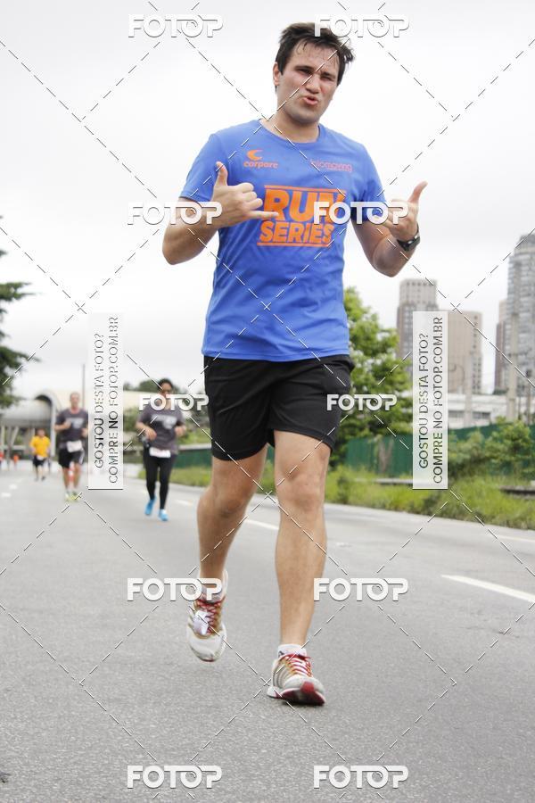 Buy your photos of the eventSantander Track & Field Run Series - Shopping Eldorado on Fotop