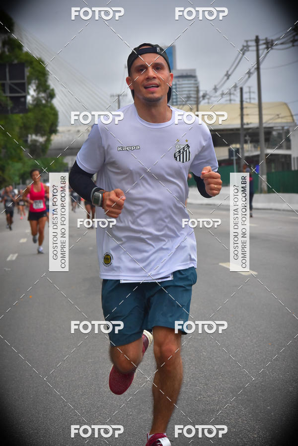 Buy your photos of the eventSantander Track & Field Run Series - Shopping Eldorado on Fotop