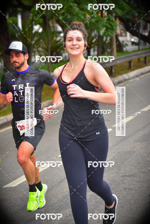 Buy your photos of the eventSantander Track & Field Run Series - Shopping Eldorado on Fotop