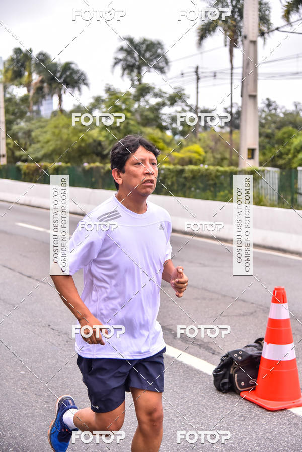 Buy your photos of the eventSantander Track & Field Run Series - Shopping Eldorado on Fotop