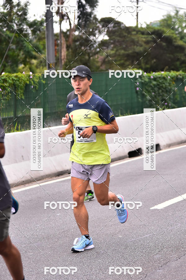 Buy your photos of the eventSantander Track & Field Run Series - Shopping Eldorado on Fotop