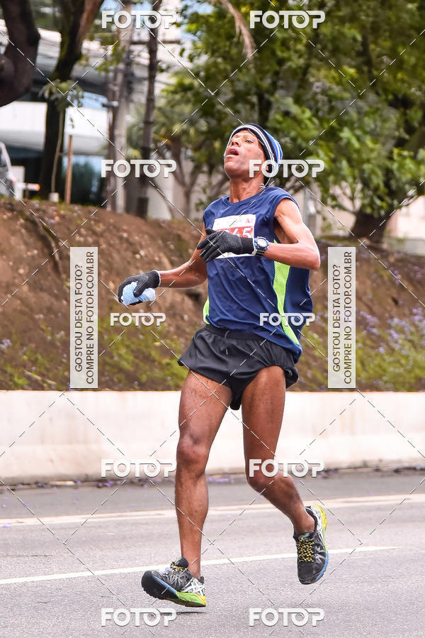 Buy your photos of the eventSantander Track & Field Run Series - Shopping Eldorado on Fotop