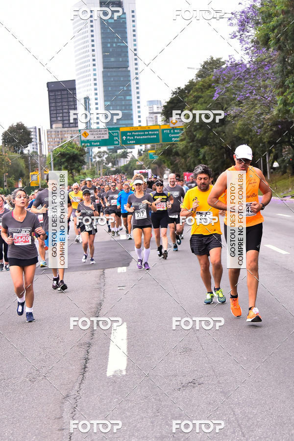 Buy your photos of the eventSantander Track & Field Run Series - Shopping Eldorado on Fotop