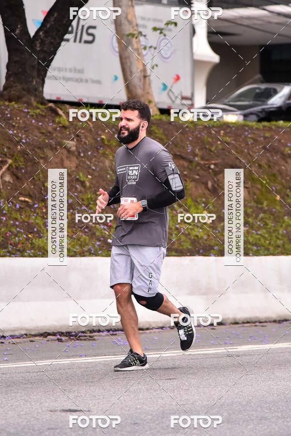 Buy your photos of the eventSantander Track & Field Run Series - Shopping Eldorado on Fotop