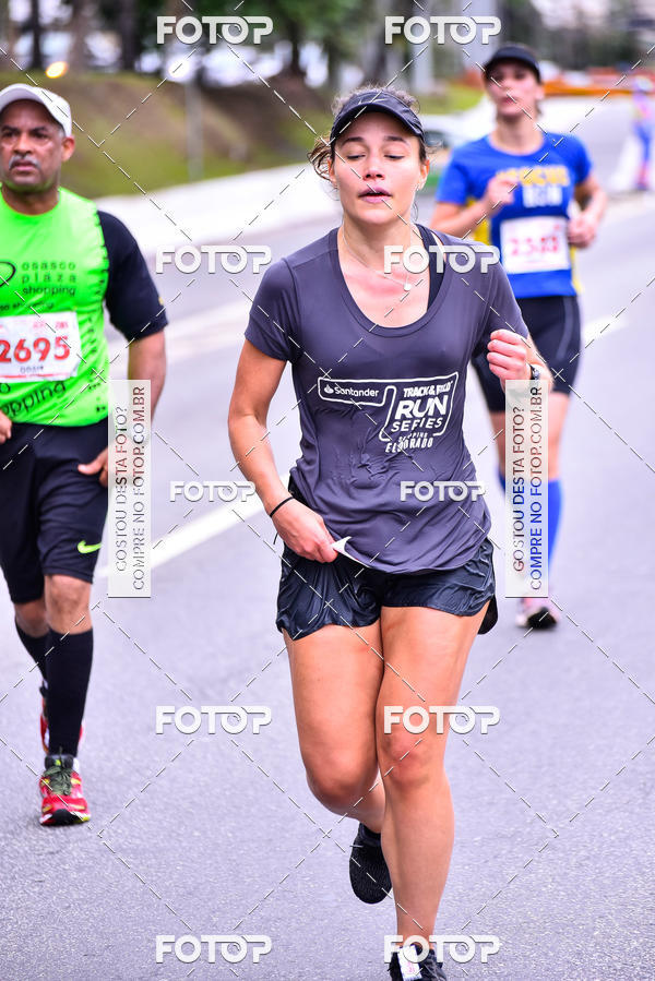 Buy your photos of the eventSantander Track & Field Run Series - Shopping Eldorado on Fotop