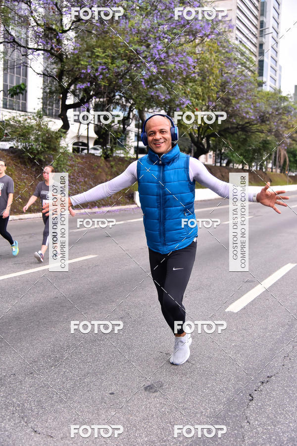 Buy your photos of the eventSantander Track & Field Run Series - Shopping Eldorado on Fotop