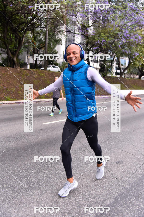 Buy your photos of the eventSantander Track & Field Run Series - Shopping Eldorado on Fotop
