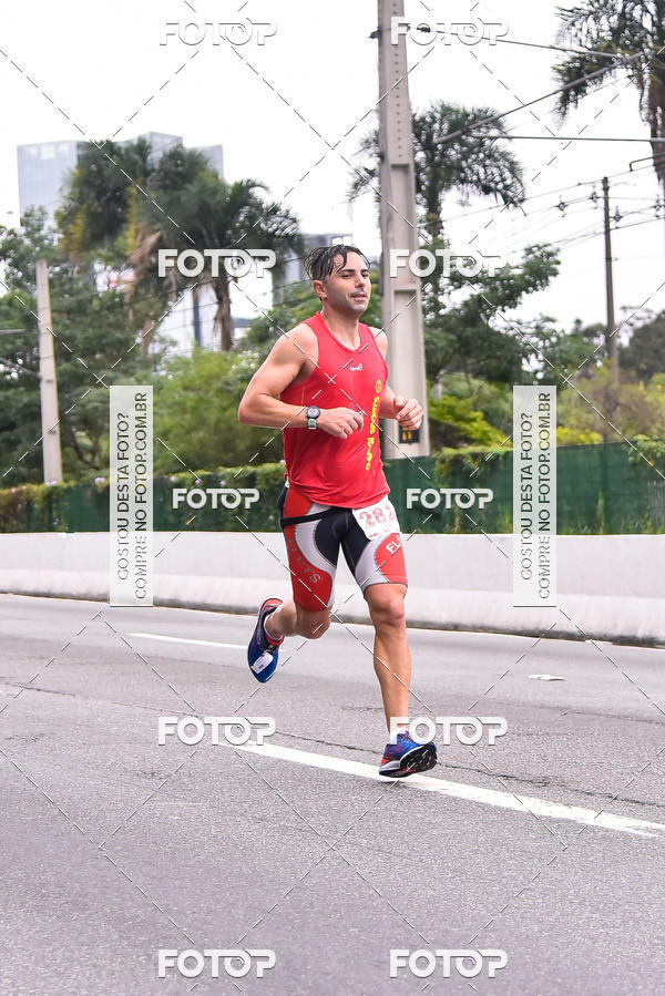Buy your photos of the eventSantander Track & Field Run Series - Shopping Eldorado on Fotop