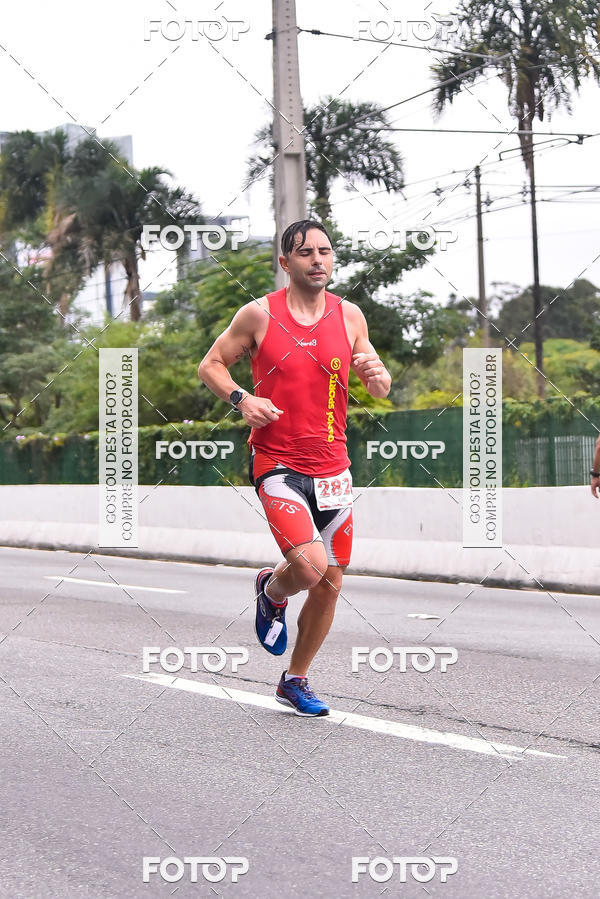 Buy your photos of the eventSantander Track & Field Run Series - Shopping Eldorado on Fotop