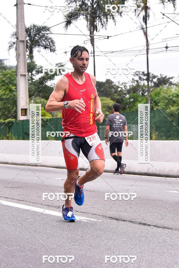 Buy your photos of the eventSantander Track & Field Run Series - Shopping Eldorado on Fotop