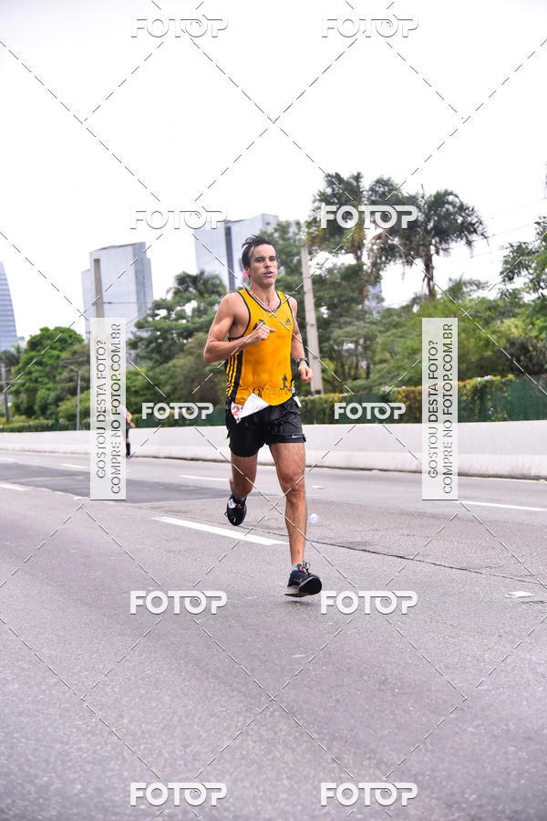 Buy your photos of the eventSantander Track & Field Run Series - Shopping Eldorado on Fotop