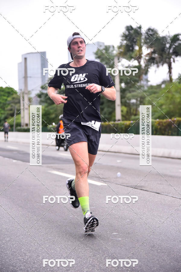 Buy your photos of the eventSantander Track & Field Run Series - Shopping Eldorado on Fotop