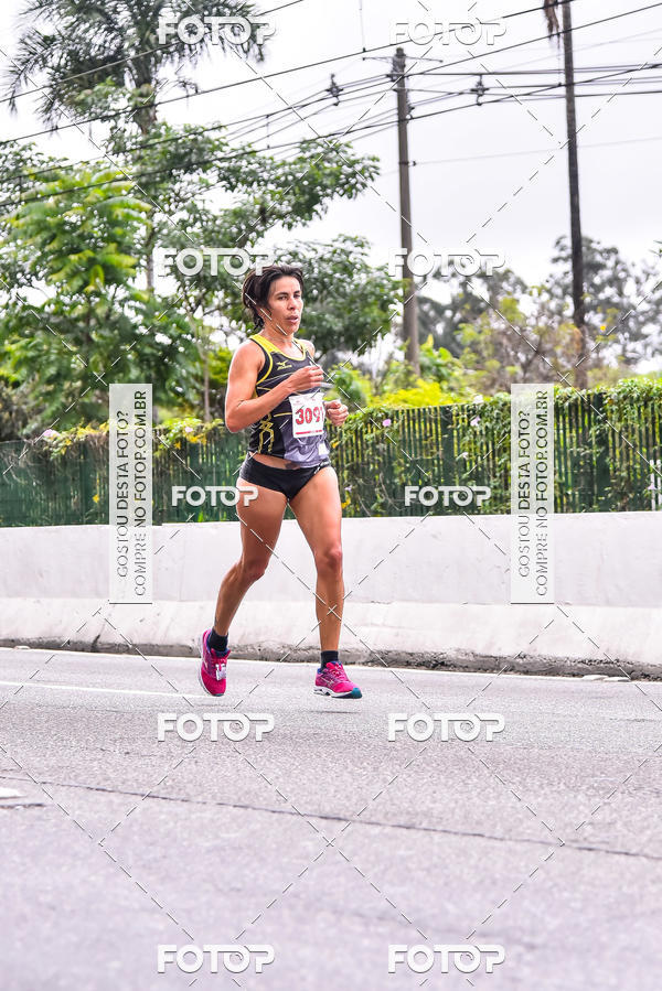 Buy your photos of the eventSantander Track & Field Run Series - Shopping Eldorado on Fotop